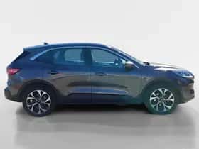Ford Kuga (2021) thumbnail 4