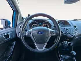 Ford Fiesta (2013) thumbnail 13