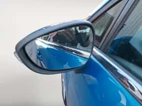 Ford Fiesta (2013) thumbnail 30