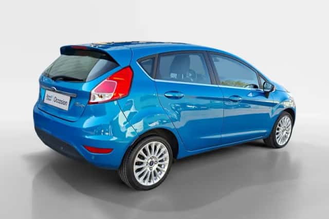 Ford Fiesta (2013) thumbnail 7