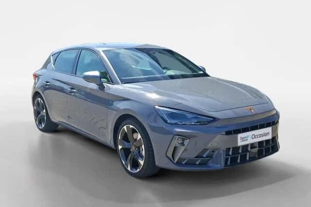 CUPRA Leon (2025) thumbnail 3