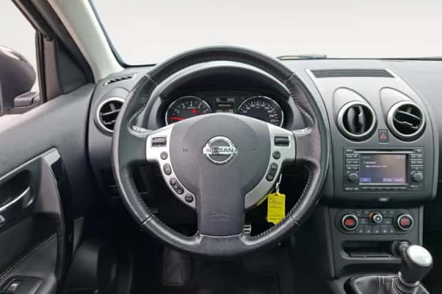 Nissan Qashqai (2013) thumbnail 15