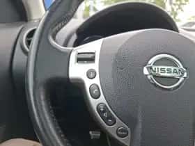 Nissan Qashqai (2013) thumbnail 16