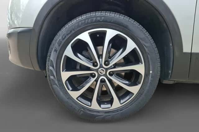 Nissan Qashqai (2013) thumbnail 8