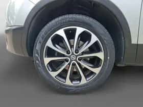 Nissan Qashqai (2013) thumbnail 8