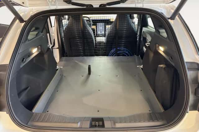 Ford Explorer (2026) thumbnail 2