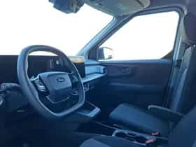 Ford E-Transit Courier (2025) thumbnail 15