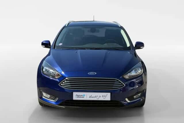 Ford Focus (2017) thumbnail 3