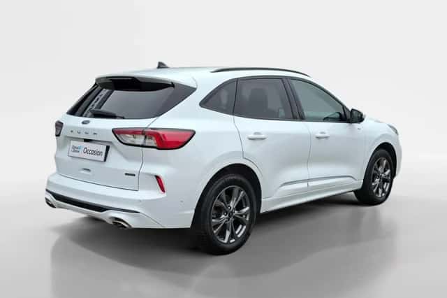 Ford Kuga (2023) thumbnail 5