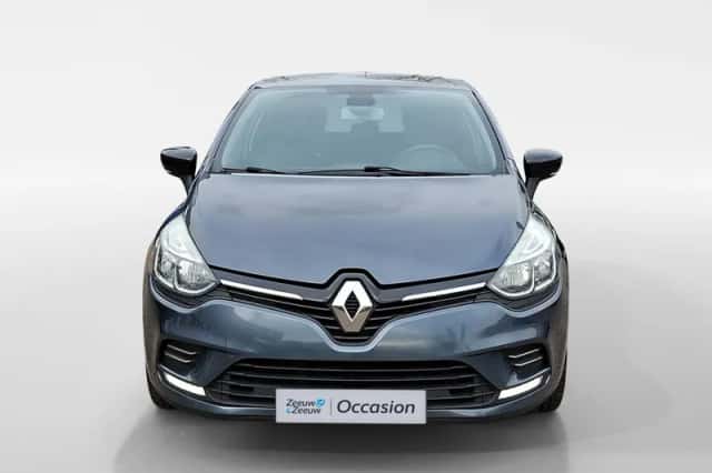 Renault Clio (2017) thumbnail 2