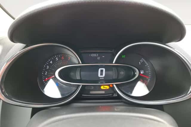 Renault Clio (2017) thumbnail 15