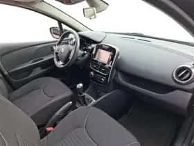 Renault Clio (2017) thumbnail 10