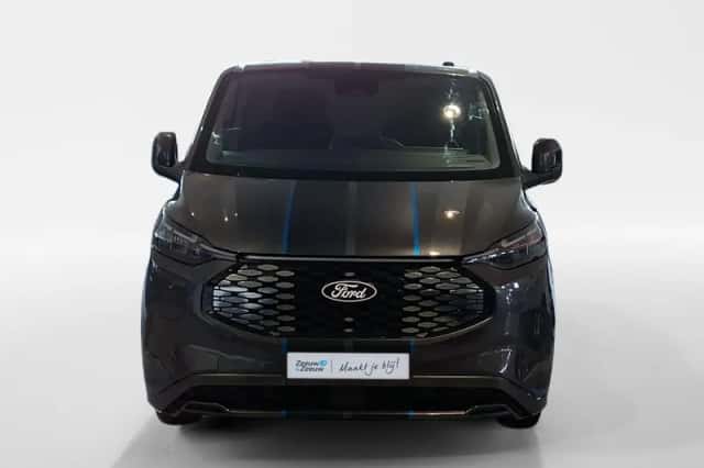 Ford E-Transit Custom (2026) thumbnail 2