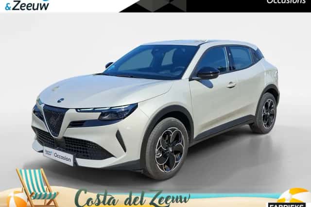 Alfa Romeo Junior (2025) thumbnail 1