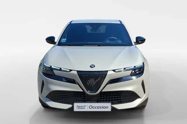 Alfa Romeo Junior (2025) thumbnail 4