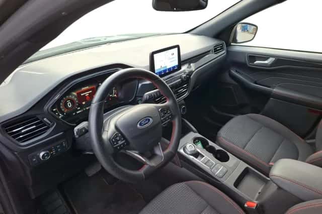 Ford Kuga (2023) thumbnail 16