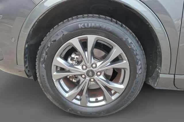 Ford Kuga (2023) thumbnail 9