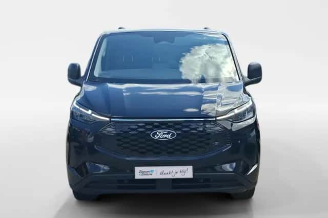 Ford E-Transit Custom (2026) thumbnail 2