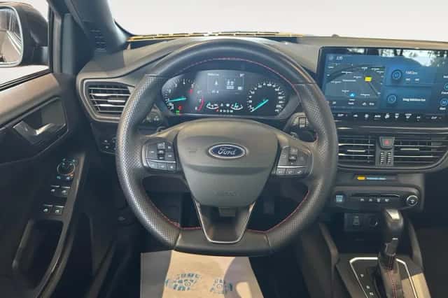 Ford Focus (2023) thumbnail 13