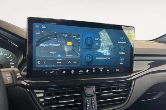 Ford Focus (2023) thumbnail 17