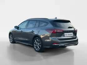 Ford Focus (2023) thumbnail 5