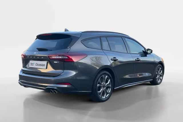 Ford Focus (2023) thumbnail 6