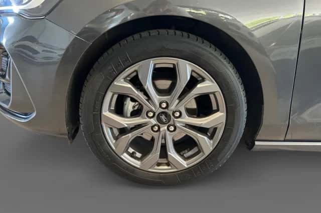 Ford Focus (2023) thumbnail 7