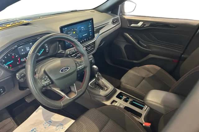 Ford Focus (2023) thumbnail 9