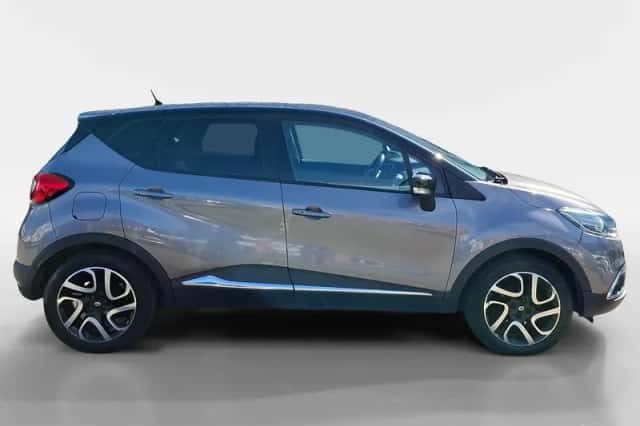 Renault Captur (2015) thumbnail 3
