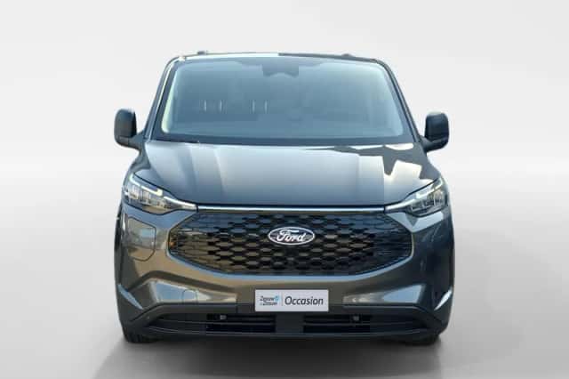 Ford E-Transit Custom (2026) thumbnail 2