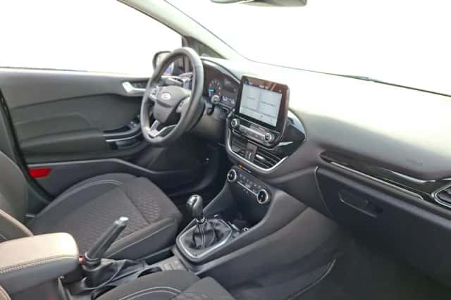 Ford Fiesta (2023) thumbnail 3