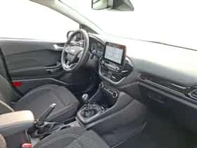 Ford Fiesta (2023) thumbnail 3