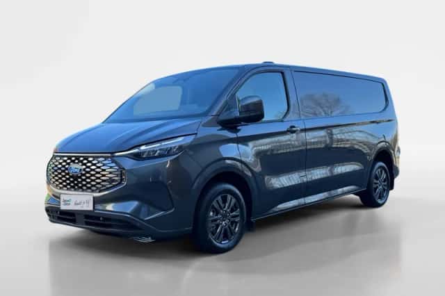 Ford E-Transit Custom (2024) thumbnail 2