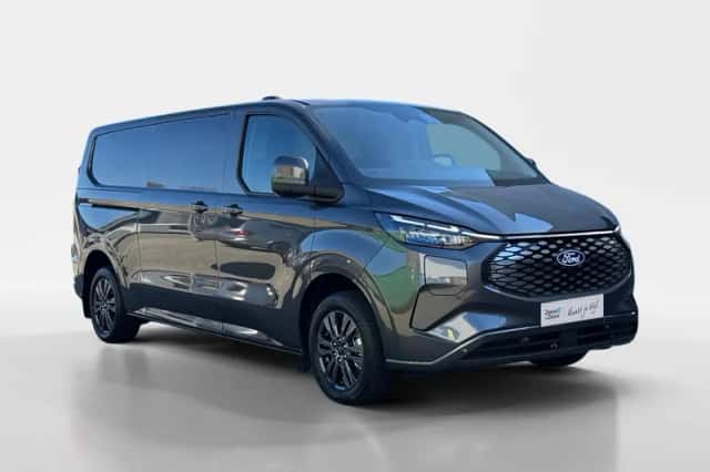 Ford E-Transit Custom (2024) thumbnail 5