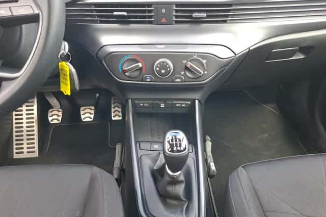 Hyundai Bayon (2023) thumbnail 8