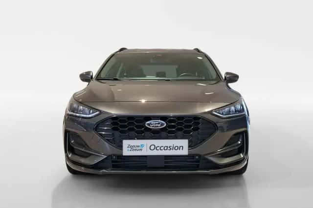 Ford Focus (2023) thumbnail 2