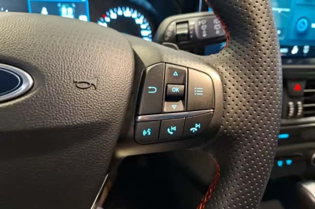 Ford Focus (2023) thumbnail 15