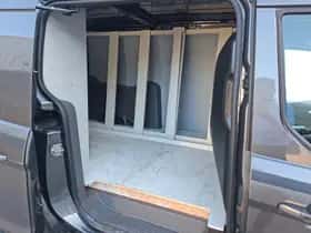 Ford Transit Connect (2024) thumbnail 15