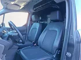 Ford Transit Connect (2024) thumbnail 10