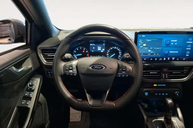 Ford Focus (2023) thumbnail 13