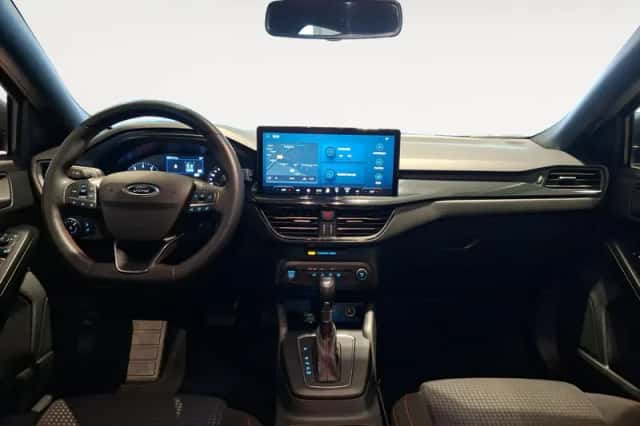 Ford Focus (2023) thumbnail 17