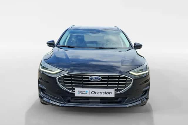 Ford Focus (2023) thumbnail 2