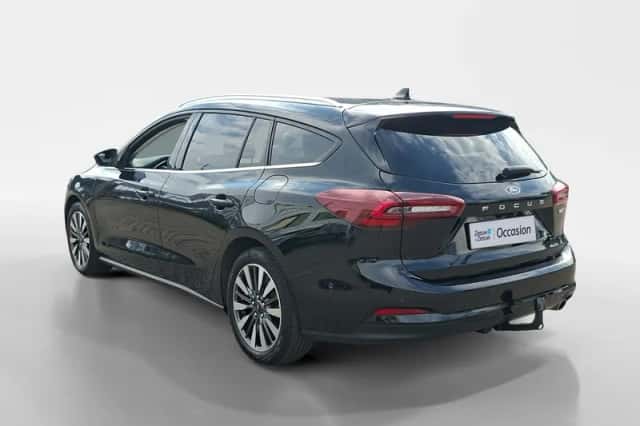 Ford Focus (2023) thumbnail 5