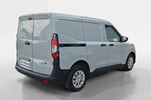 Ford Transit Courier (2024) thumbnail 4
