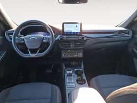 Ford Kuga (2023) thumbnail 12