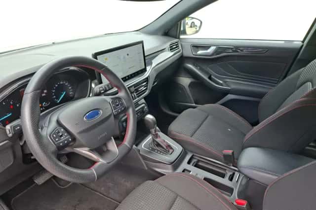 Ford Focus (2024) thumbnail 11