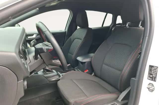Ford Focus (2024) thumbnail 10