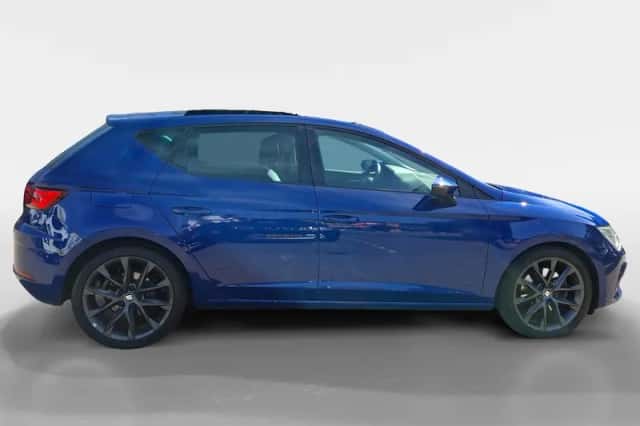 SEAT Leon (2019) thumbnail 3