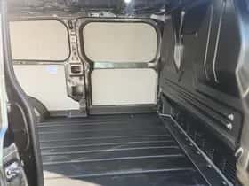 Ford E-Transit Custom (2024) thumbnail 11