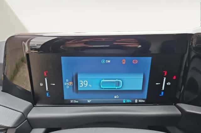 Ford E-Transit Custom (2024) thumbnail 19